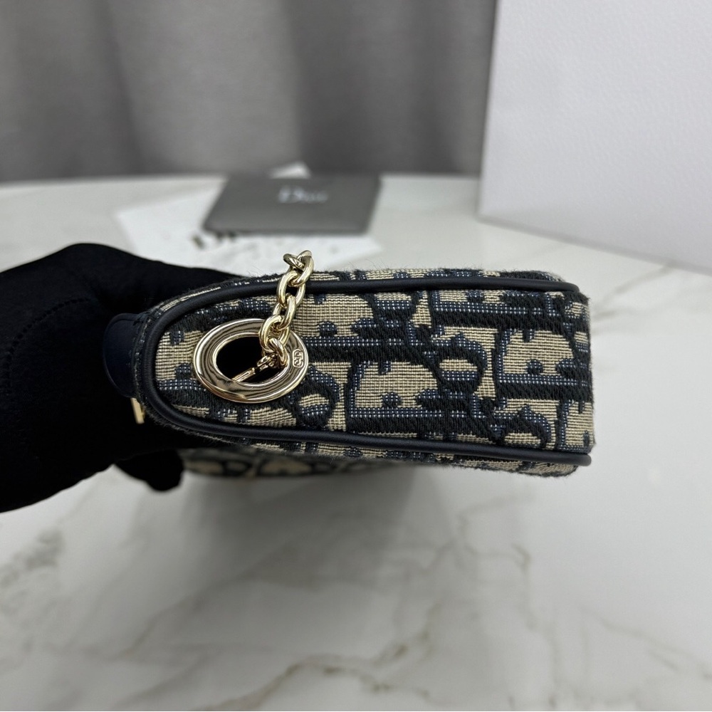 Dior Oblique Canvas Chain Clutch with Bow - Picture 3 of 9